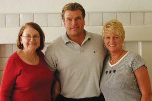 adrian vashon with his mother, margaret runyan, and his ex wife, lisa, at his arizona homeTHOMAS ROPP