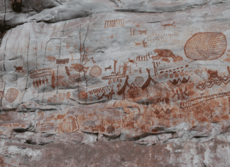 Archaeologists and indigenous elders decipher shamanic messages in 11,000-year-old amazon rock art Rock paintings in Cerro Azul, San José del Guaviare, Guaviare, Colombia. (photo credit: perdomobaez. Via Shutterstock)