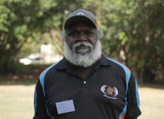 NT elders fear Aboriginal languages are being lost, as communities band together to help save them