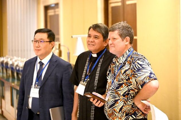 Presenters in the Regional Focus on Syncretism in Asia: Rev. Dr. Jun-Hyun Kim, Rev. Henry Paul D. Roa, and Rev. Michael Hauser. (Photo: T. Winger).