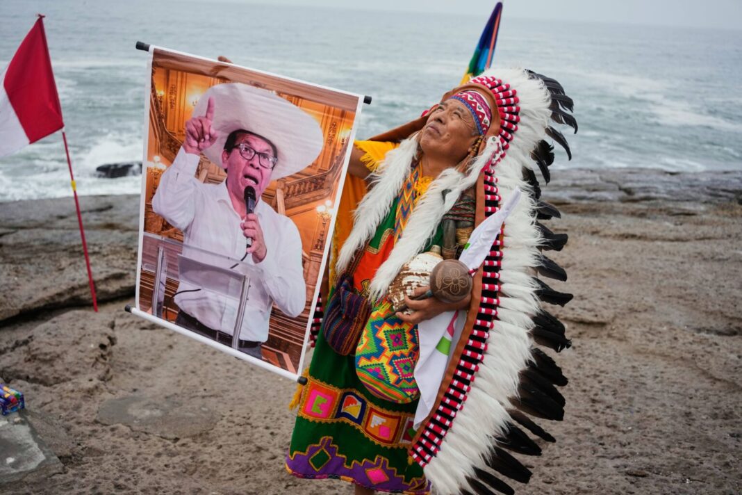 Peruvian shamans blessing ritual performed at Herradura Beach in Lima ahead of the presidential runoff election. Peruvian shamans blessing ritual performed at Herradura Beach in Lima ahead of the presidential runoff election.