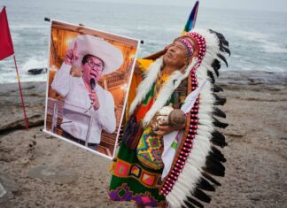 Peruvian Shamans Blessing Ritual: 1 Crucial Ceremony Ahead of High-Stakes Runoff Peruvian shamans blessing ritual performed at Herradura Beach in Lima ahead of the presidential runoff election.